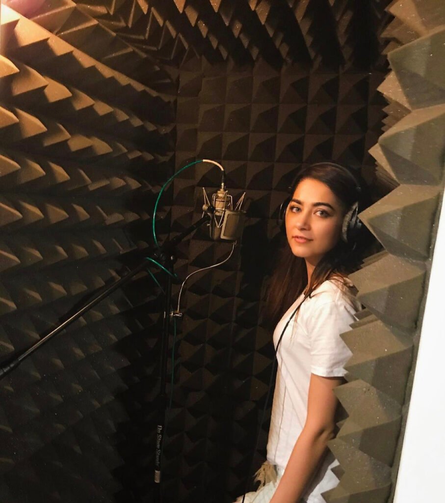 Dana Salah in the studio 